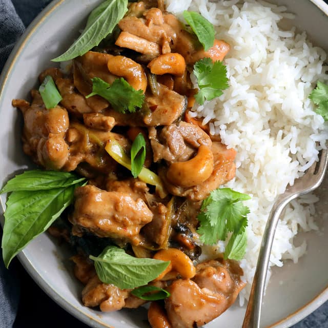 Sesame Chicken with Cashews and Dates